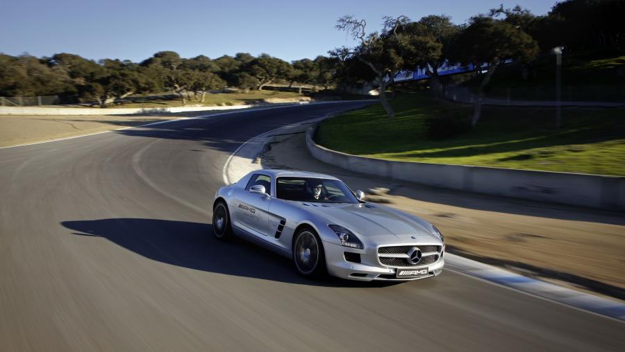  Mercedes-Benz SLS AMG 2010 года  (фото 117 из 526)
